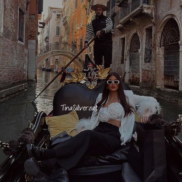 BLOGGER'S FAVE! Zara Floral Appliqué Crop Top White NWT - Picture 14 of 17